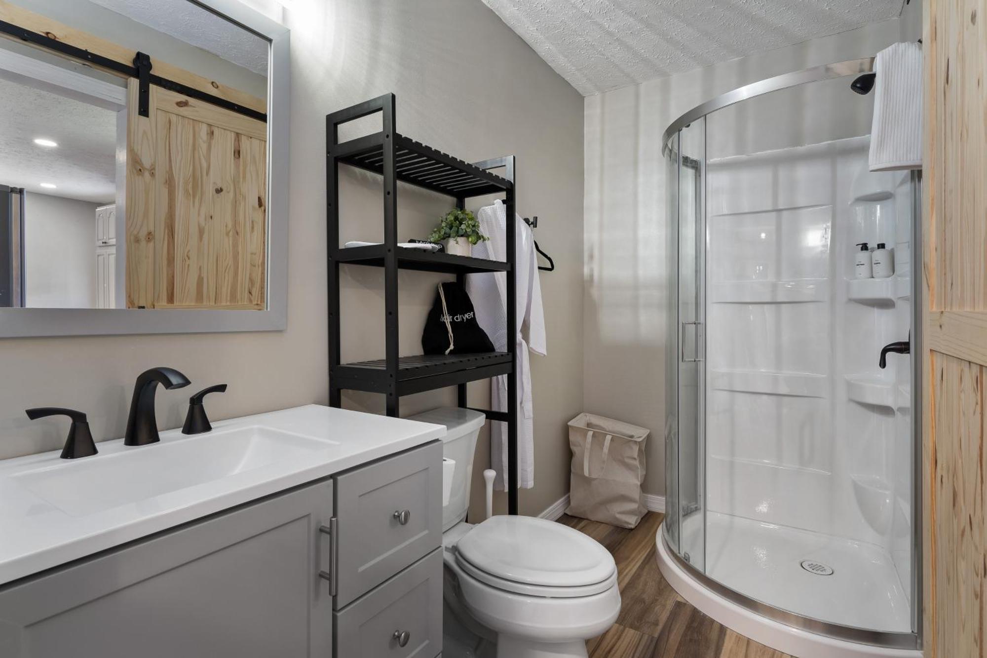 Spacious Cabin Near Hocking Hills And Caves With Hot Tub And Firepit Laurelville Luaran gambar