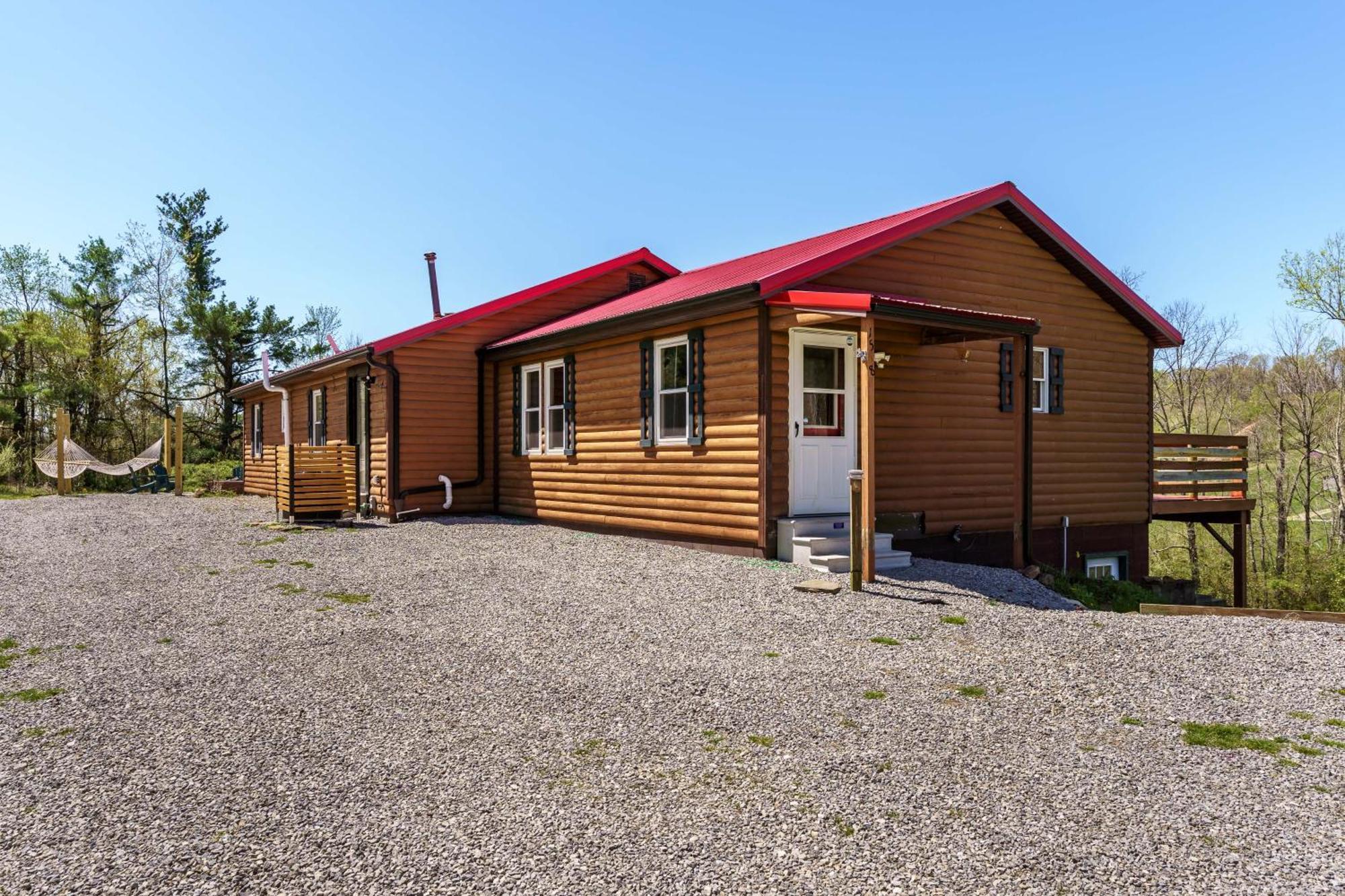 Spacious Cabin Near Hocking Hills And Caves With Hot Tub And Firepit Laurelville Luaran gambar
